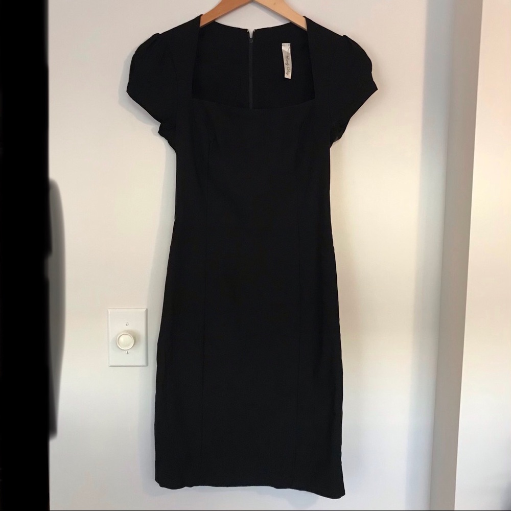 Bodycon black dress